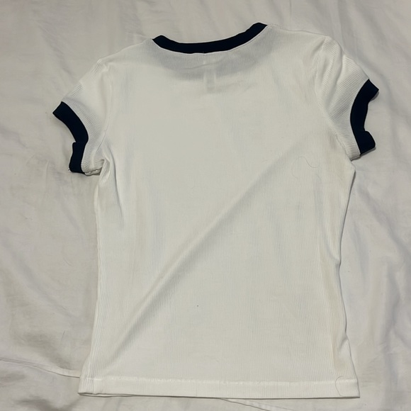 Skims top (white + navy) - Picture 2 of 3